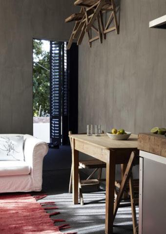 Two-Bedroom House image 4