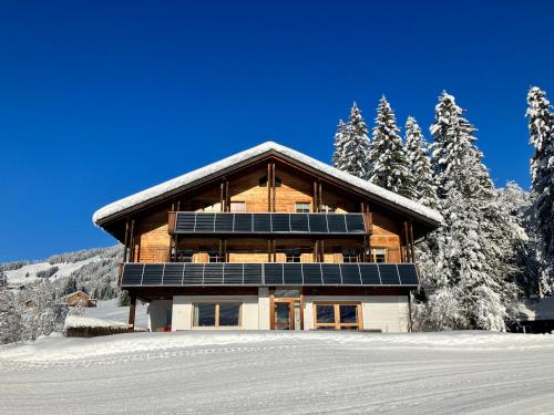 Viesnīcas āriene, Ferienwohnung Bergblick am Rande der Wildnis in Sibratsgfall