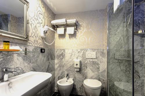 Photo - Canova Hotel