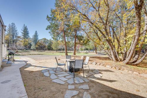 Cozy Placerville Cottage with Pool on Livestock Farm