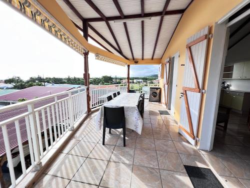 Terraza/balcón, Charmant T3 au cœur d'un petit village de pêcheurs (Charmant T3 au cœur d'un petit village de pecheurs) in Sainte-Luce