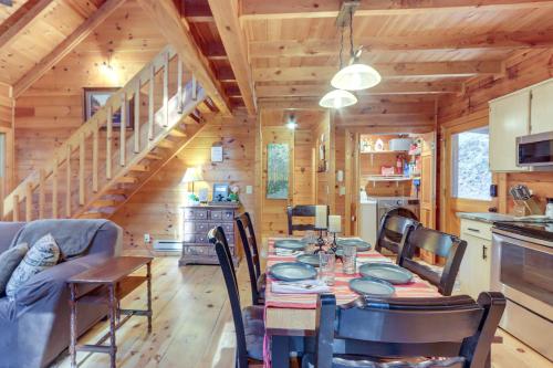 Treetop Cabin with Incredible Views and Hot Tub! - image 4