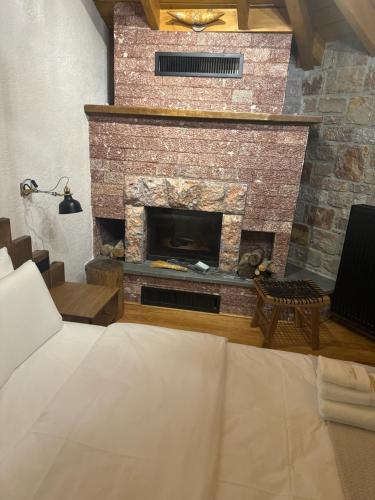 510749264 Hotel Ambassador Voskopojë
