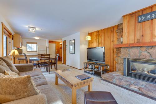 Winter Park Condo with Pool about 3 Mi to Ski Resort in Winter Park, USA