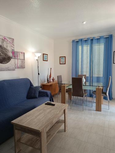 One-Bedroom Apartment image 9