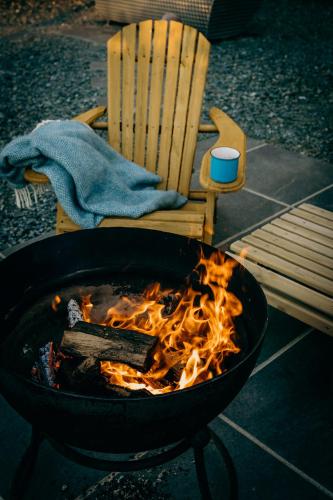 Blatchford Briar - Award Winning Private Shephards Huts with their own Secluded Hot Tubs