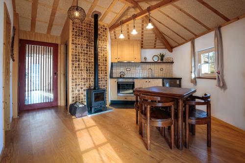 Kitchen, Refugio House Natura Moinho de Agua - Eco House in Oliveira do Castelo