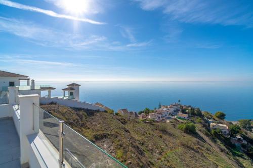 Apartment with Sea View image 10