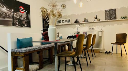Iekārtas, Cascina GianTino suite Cantina - G A Y - M E N - O N L Y in Montaldo Scarampi