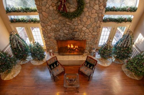 Christmas Farm Inn and Spa - image 7