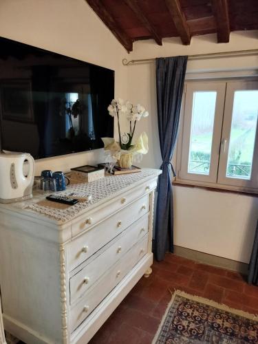 Deluxe Suite image 5