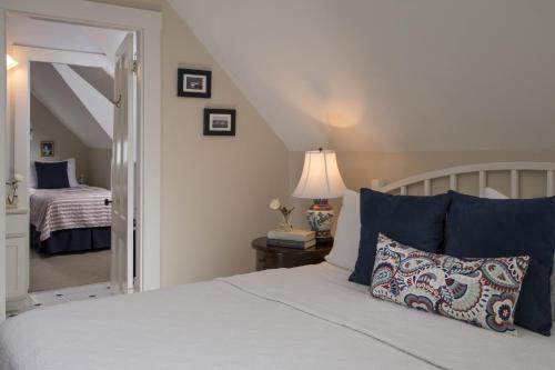 Two-Bedroom King Suite