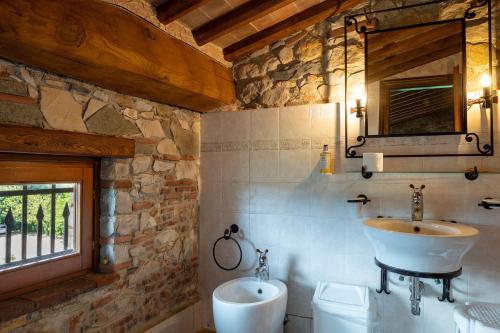 Standar Double Room - Attic image 6