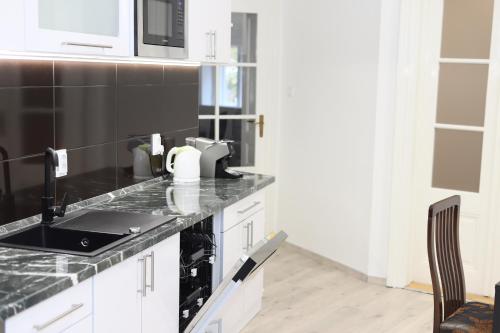 Ibolya Apartman Szeged - Location saisonnière - Szeged