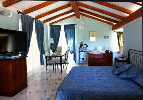 1 queen bed
