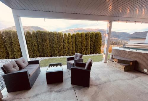 Relaxing 3 bedroom suite, near Silver Star Resort in Vernon, Canada
