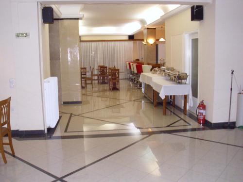 Hotel Cybele Pefki - image 8