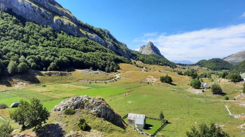 Katun Mokra accommodation & horseback riding