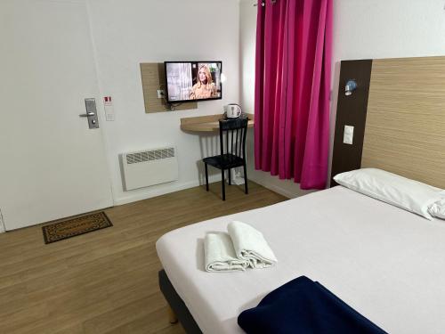 FASTHOTEL ROISSY CDG SUD - Claye Souilly Hotel de charme Messy