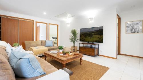 Cedar Corner in Willow Vale