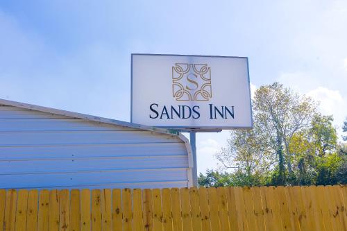 Sands Motel By OYO Winnie