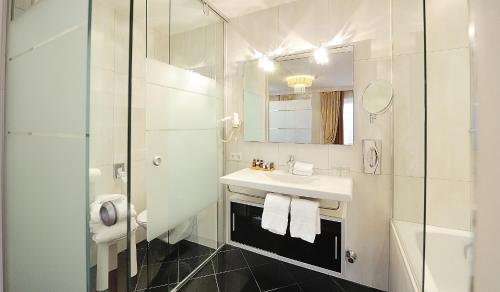 Hotel Brigitte - image 4