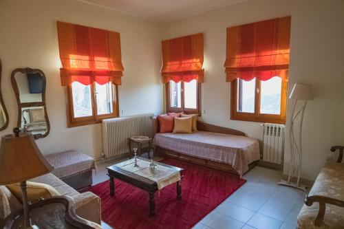 Filia's Guesthouse Portaria