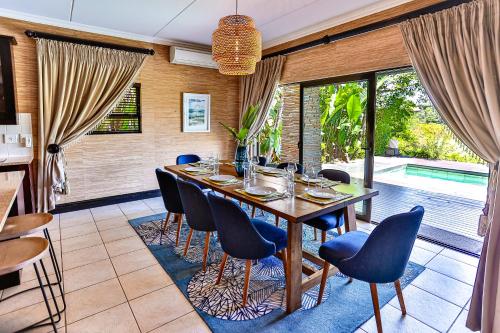 4 Bedroom Deluxe Duplex - Zimbali