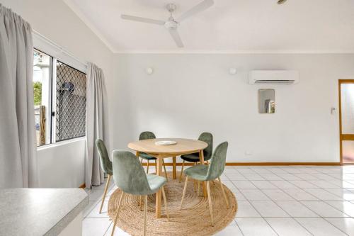 The Garden Nook - Your Cairns Home Away from Home