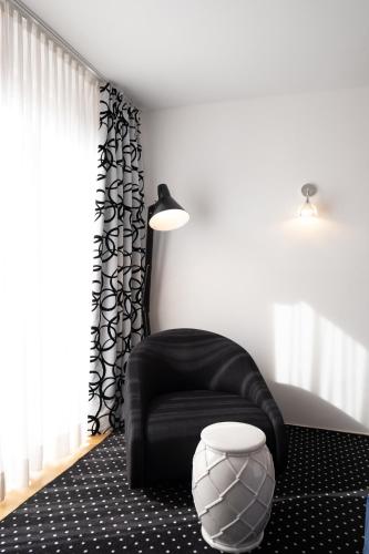 Superior Apartment image 7