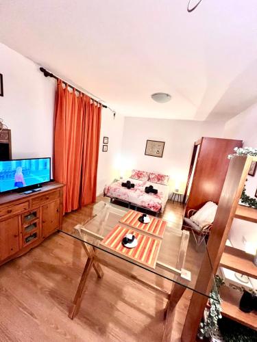 Suite bike with parking, Trieste