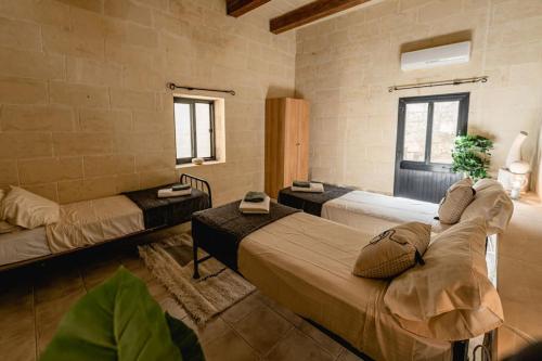 Charming & Stylish Historic Farmhouse with Pool Charming & Stylish Historic Farmhouse with Pool