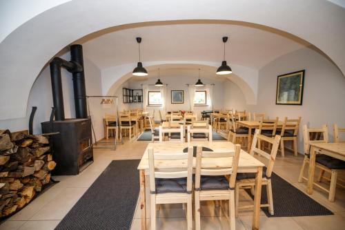 Penzion Apidae in 德斯特尼奧歷基克賀拉赫