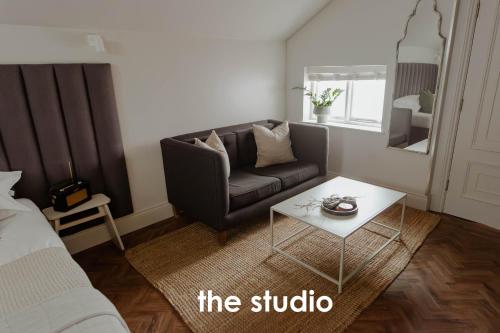 HIDEOUT Hotel - image 14