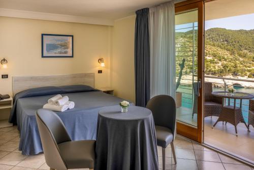 Pugnochiuso Resort Hotel del Faro