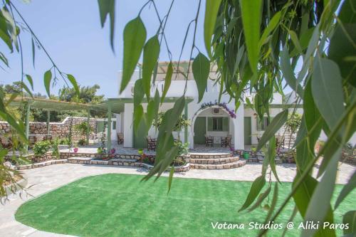 สวน, Votana Studios in อาลิคี