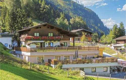 Beautiful Apartment In Rauris With 4 Bedrooms And Internet - Rauris