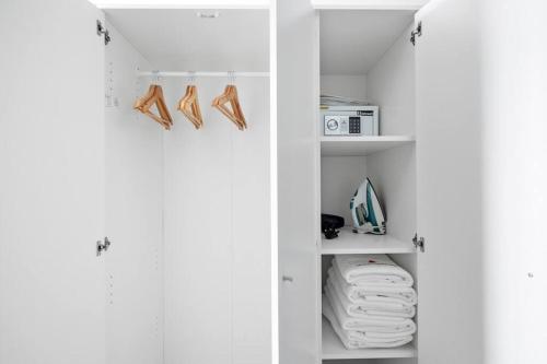 StoneTree - Elegant Studio in Ideal community for family - image 9