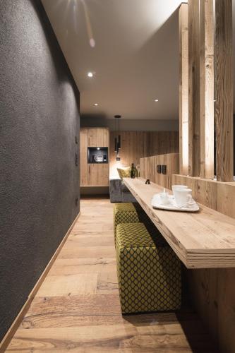 DOLOMITI EXCLUSIVE YOUR MOUNTAIN SUITE DOLOMITI EXCLUSIVE YOUR MOUNTAIN SUITE