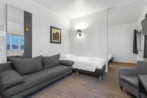 Triple Room with Free Gym Access