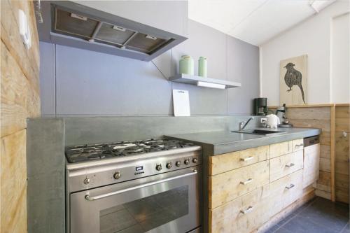  Pakhuys Lodge - groepaccommodatie - Julianadorp aan Zee in Den Helder