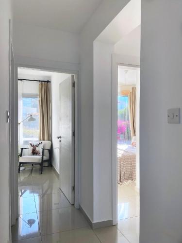 Spacious Three-Bedroom Apartment with Sea View A4