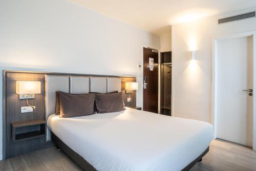 Hotel de Flore - image 13