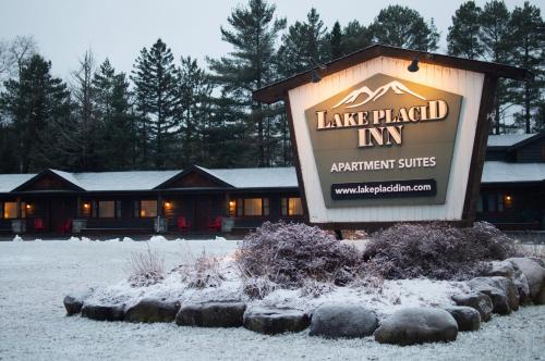 منظر, Lake Placid Inn: Residences in Whiteface