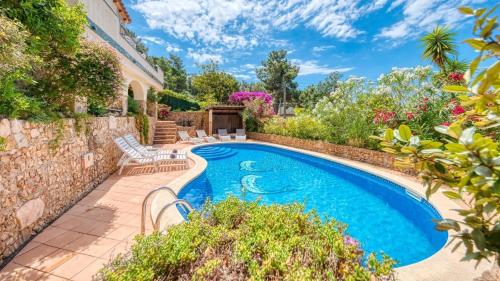 Villa with Sea View