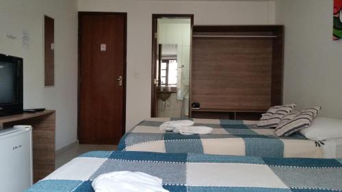 Standard Triple Room image 4