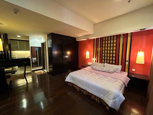 New-SunwayLagoonFamilySuite-highest floor-2-4pax-Netflix-Balcony-SuperFastInternet