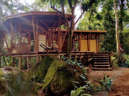 Cabana Caracol em Bambu , aconchegante e espaçosa