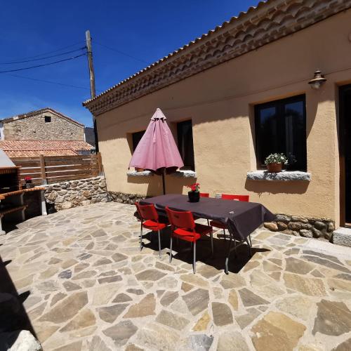  CASITAS PINILLA DEL VALLE in Pinilla del Valle