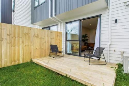 المرافق, Urban Pulse Townhouse with parking in أوتاهوهو